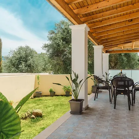 Prázdninový dům Corfu Nikki's Moraḯtika