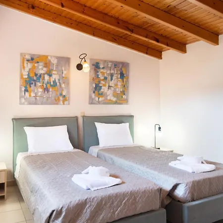 Holiday home Corfu Nikki's *
